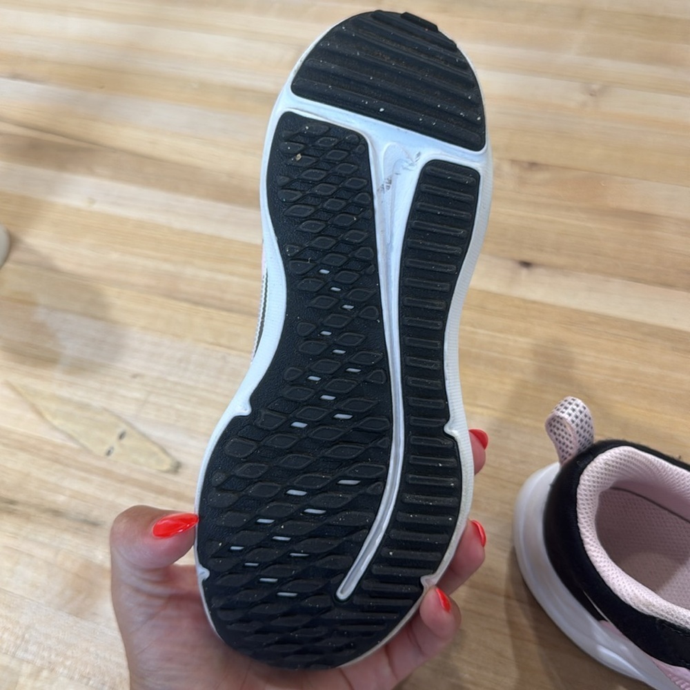 Nike Kids Pink and Black Sneakers - Picture 2 of 4